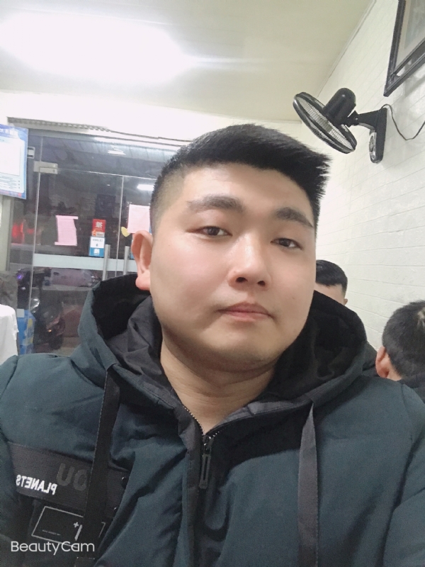 回忆是个小孩的第一张照片--邯郸相亲服务中心