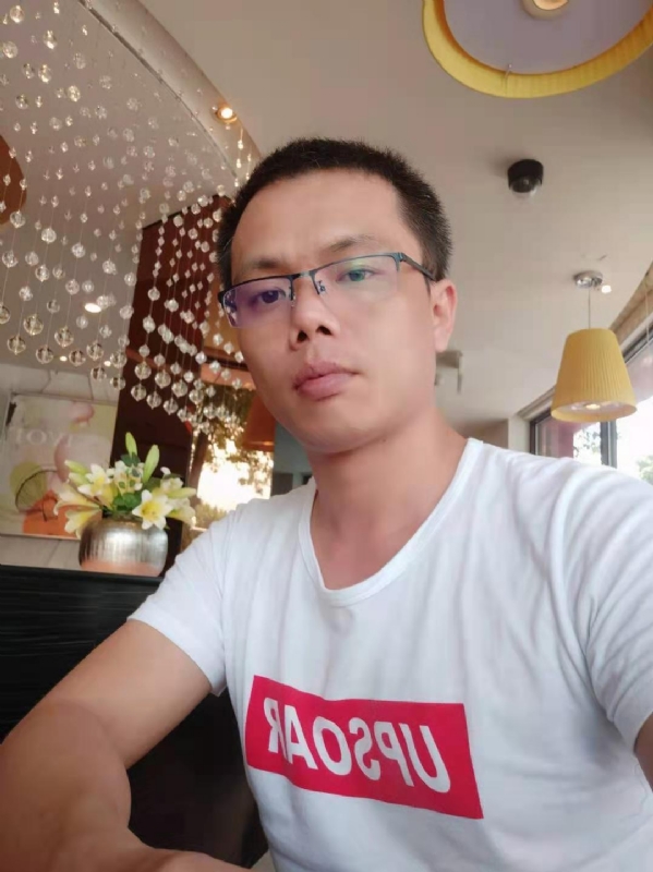 叶寒君的第三张照片--邯郸相亲服务中心