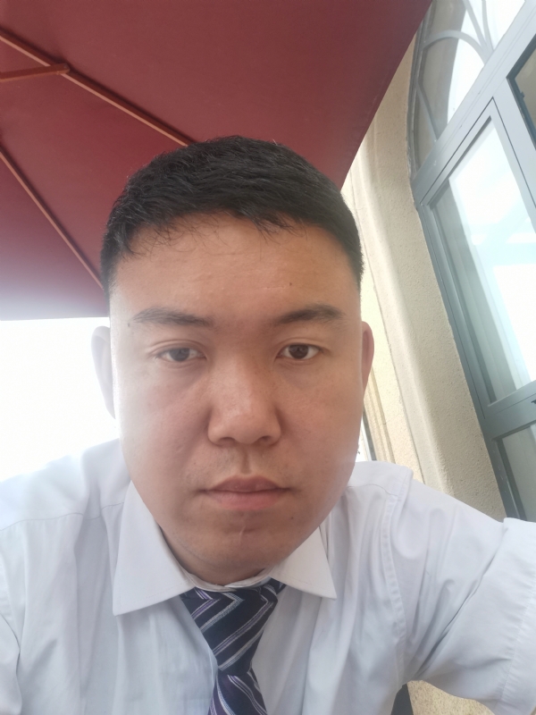 小龙哥的第一张照片--邯郸相亲服务中心