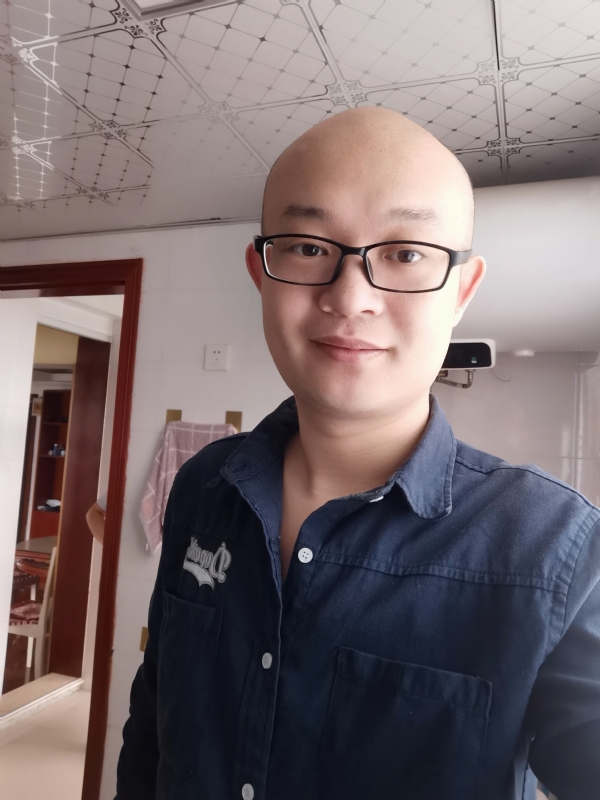 凝望远方的第一张照片--邯郸相亲服务中心