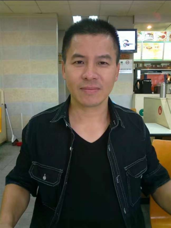 享受孤独的第一张照片--邯郸相亲服务中心