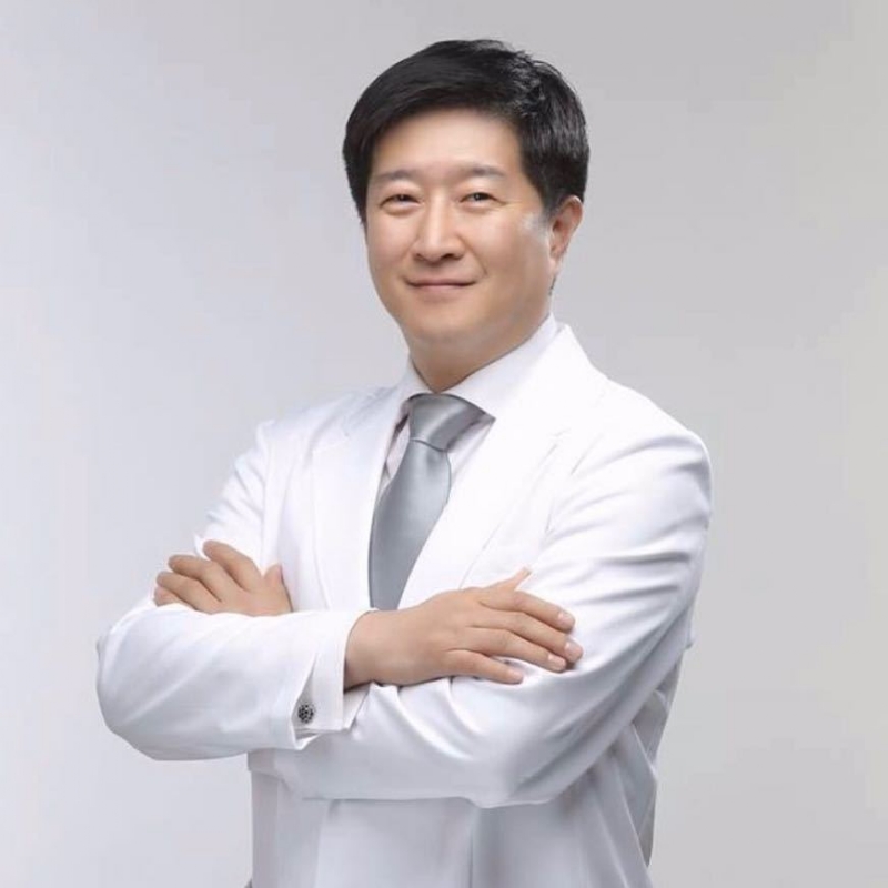 王伟的第二张照片--邯郸相亲服务中心