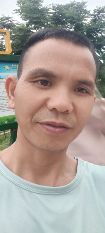 找个相爱的人结婚的第一张照片--邯郸相亲服务中心