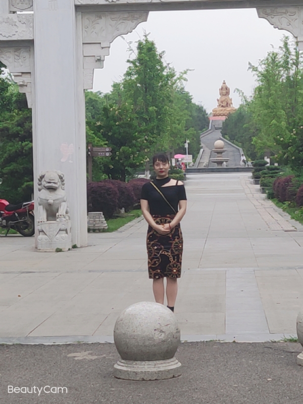 魏沐阳子的第三张照片--邯郸相亲服务中心