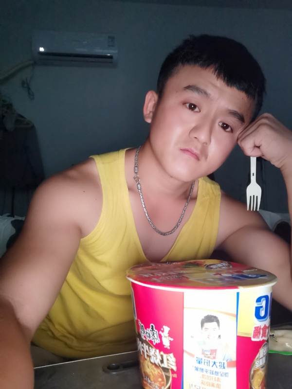 飞飞的第三张照片--邯郸相亲服务中心