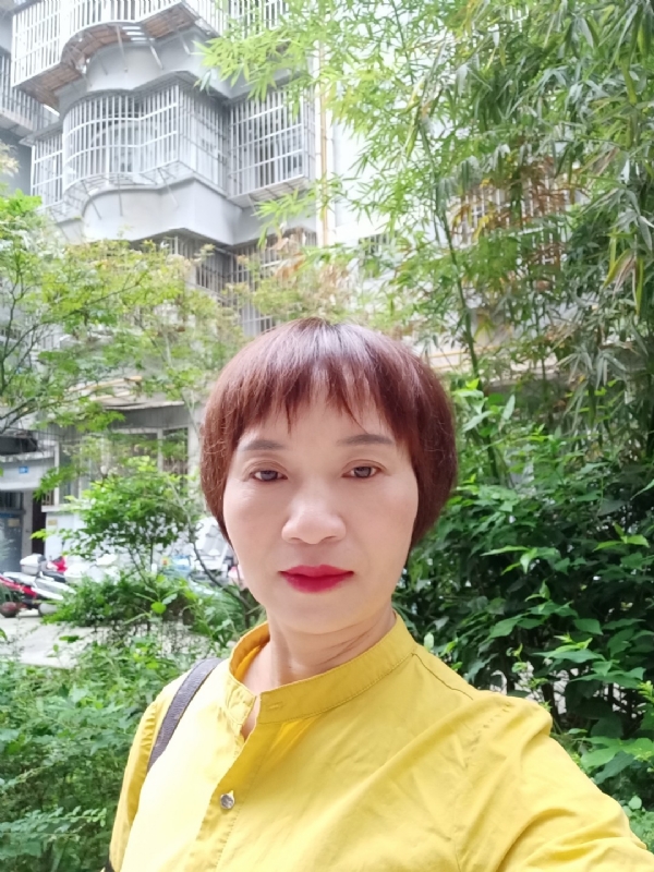 小瓶子的第二张照片--邯郸相亲服务中心