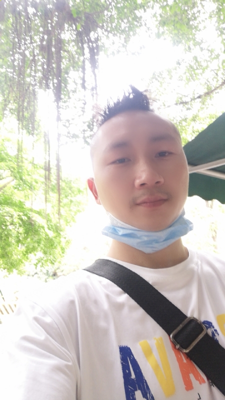 守望幸福的第一张照片--邯郸相亲服务中心