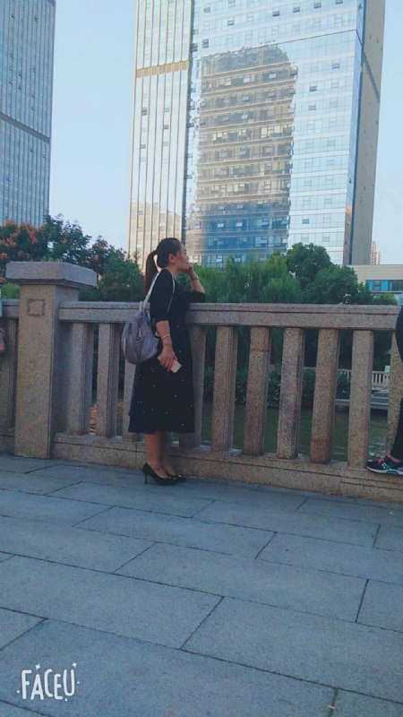 清秋的第二张照片--邯郸相亲服务中心