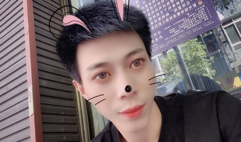 酒伴你的第一张照片--邯郸相亲服务中心