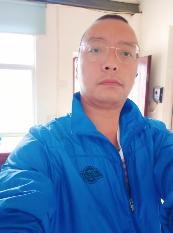 通海混混的第一张照片--邯郸相亲服务中心