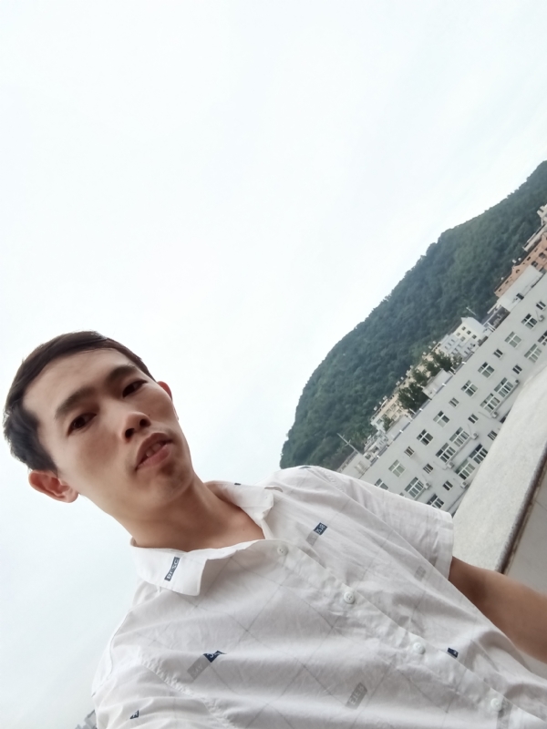 会飞的鱼的第一张照片--邯郸相亲服务中心