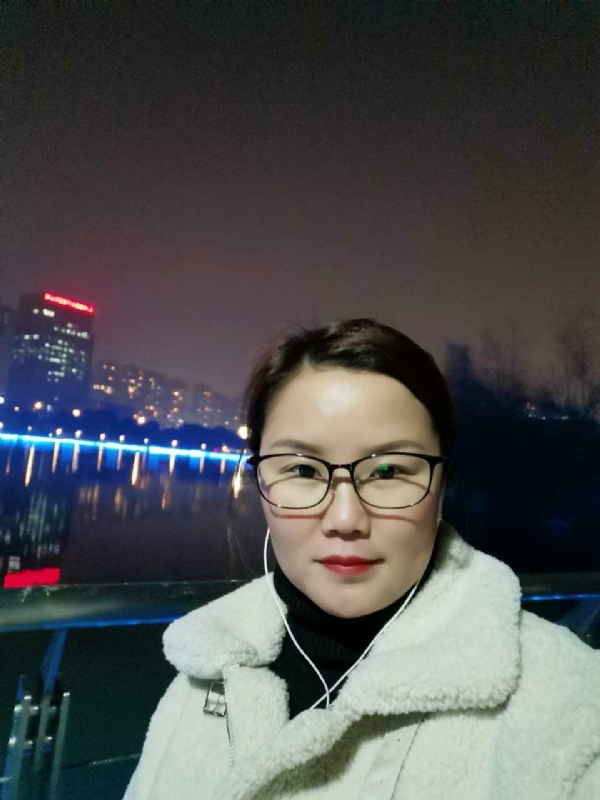 小英的第一张照片--邯郸相亲服务中心