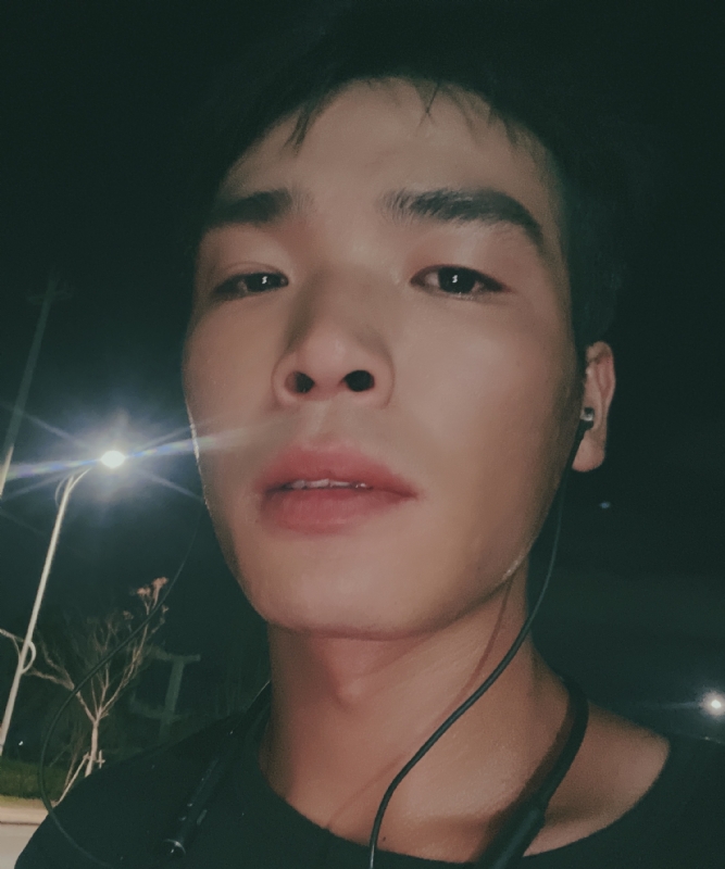 满船清梦压星河的第一张照片--邯郸相亲服务中心