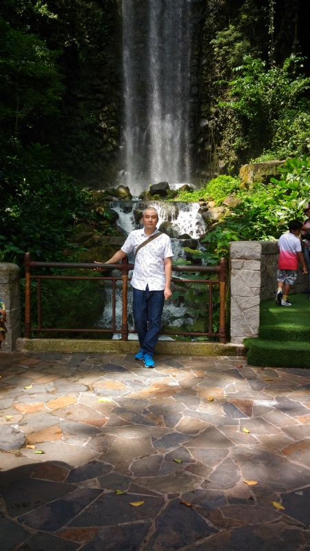 缘爱的第一张照片--邯郸相亲服务中心