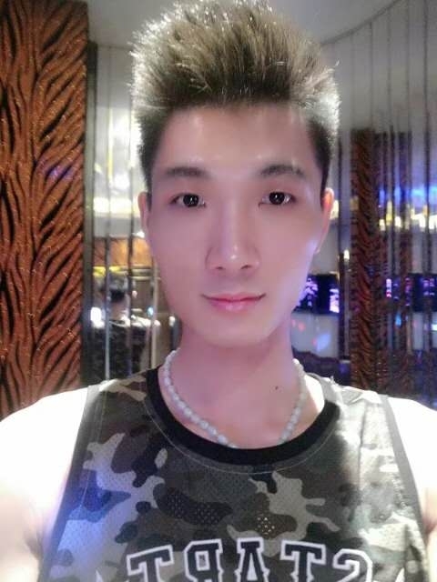 人生如戏的第一张照片--邯郸相亲服务中心