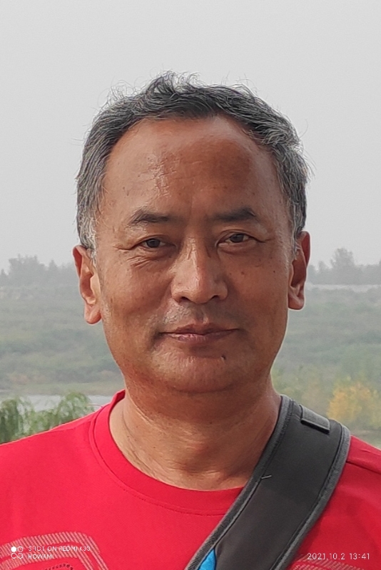 与你同行的第一张照片--邯郸相亲服务中心