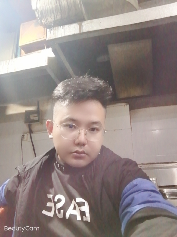 棒哥的第二张照片--邯郸相亲服务中心