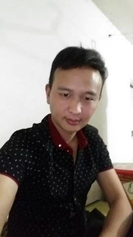 机械师的第一张照片--邯郸相亲服务中心