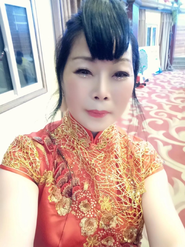 冰雪的第一张照片--邯郸相亲服务中心