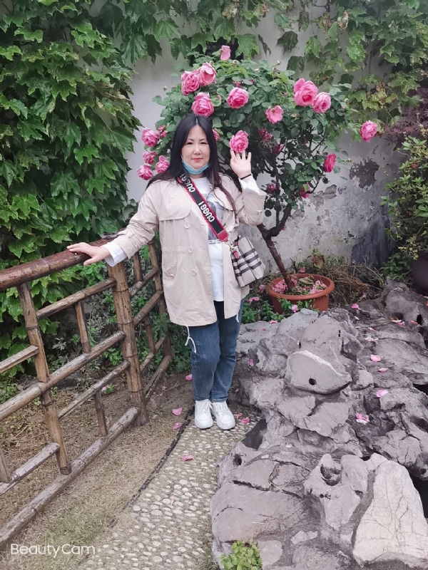 乖乖一女的第三张照片--邯郸相亲服务中心