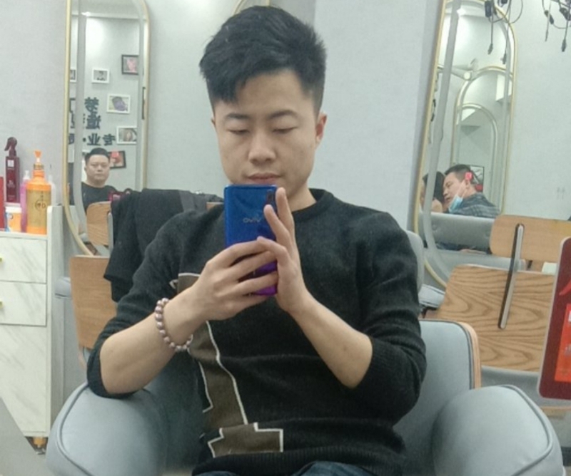 无法自拔的第一张照片--邯郸相亲服务中心