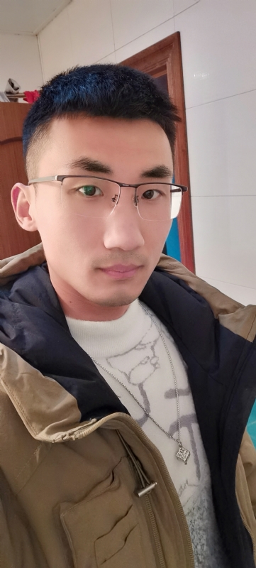 闯红灯吐泡泡的第二张照片--邯郸相亲服务中心