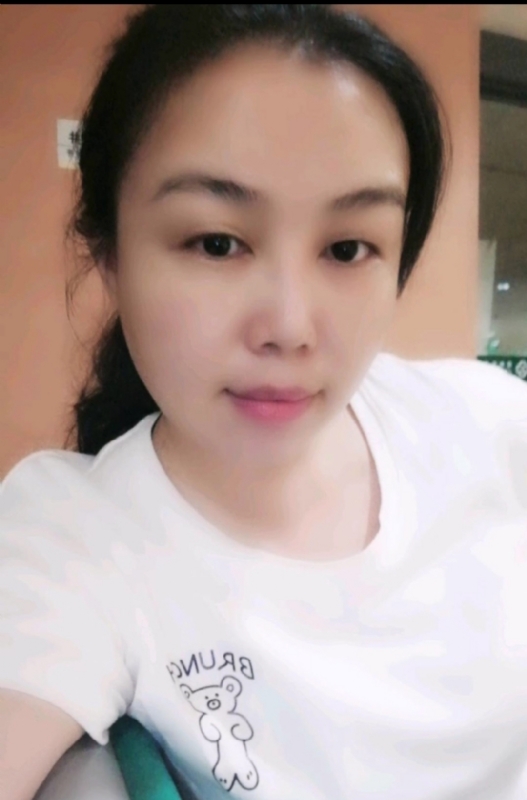 淡淡的云的第一张照片--邯郸相亲服务中心