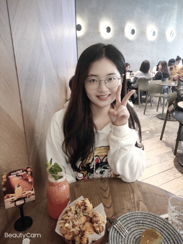 皮卡小姐的第一张照片--邯郸相亲服务中心