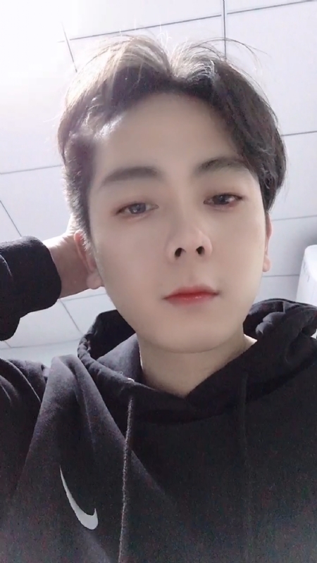 鹤枫的第一张照片--邯郸相亲服务中心