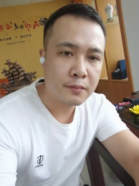 礼哥的第二张照片--邯郸相亲服务中心