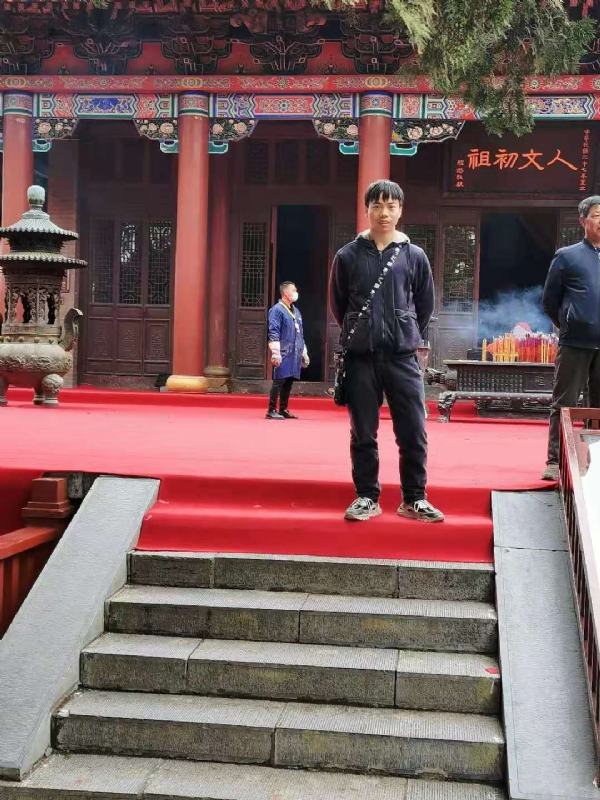 单身的小草的第三张照片--邯郸相亲服务中心