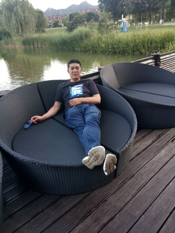 喜之郎的第一张照片--邯郸相亲服务中心