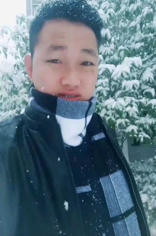 为爱拼一回的第一张照片--邯郸相亲服务中心