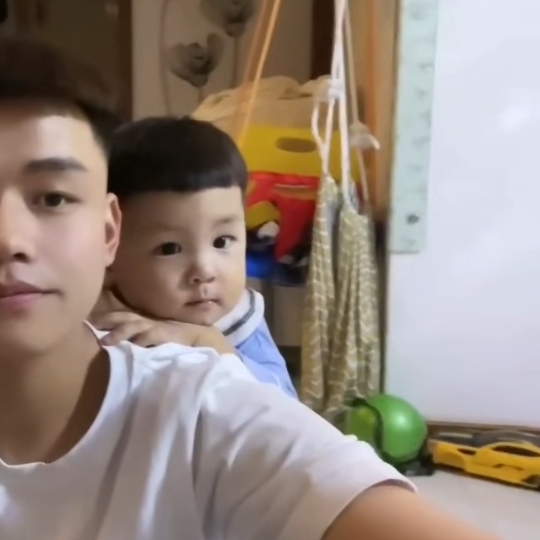 嘻嘻嘻的第一张照片--邯郸相亲服务中心