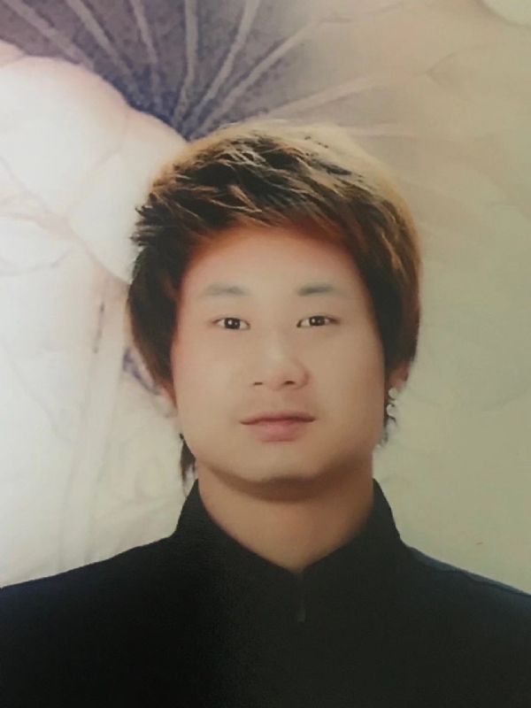 咮辛的第一张照片--邯郸相亲服务中心