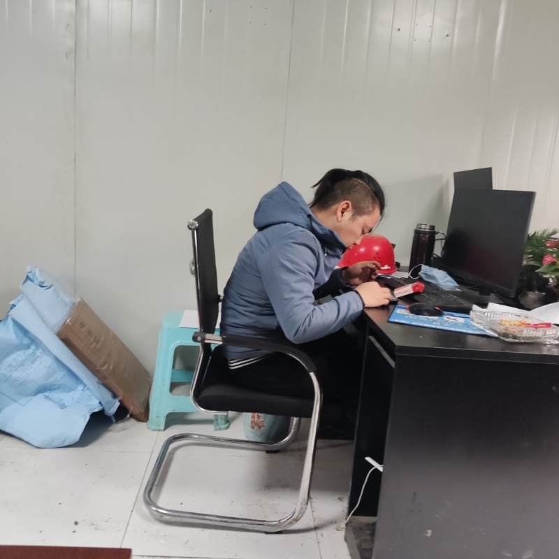 太空舱的第一张照片--邯郸相亲服务中心