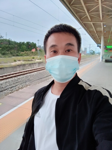 小李的第一张照片--邯郸相亲服务中心