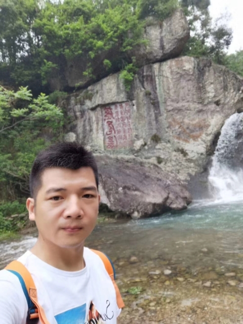 愿得一人心的第一张照片--邯郸相亲服务中心