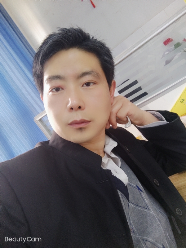 铜豌豆的第一张照片--邯郸相亲服务中心