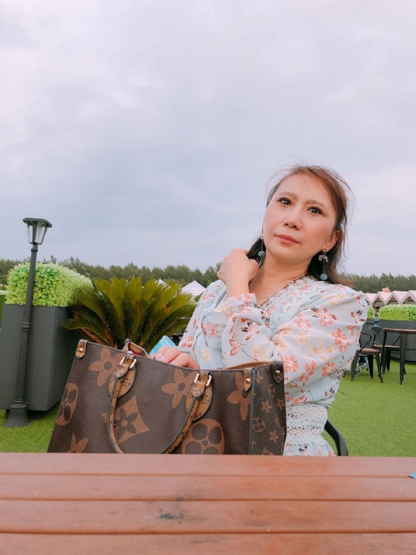 鸿运来的第一张照片--邯郸相亲服务中心