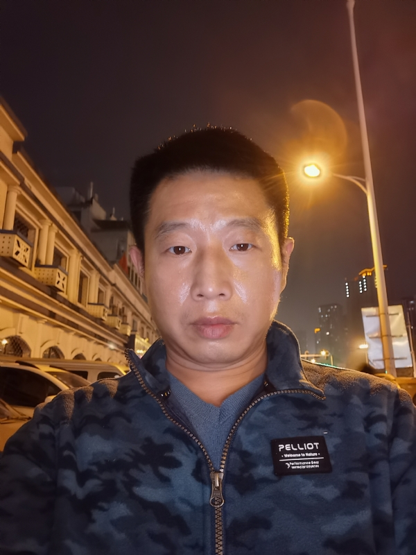 偷偷说的第二张照片--邯郸相亲服务中心