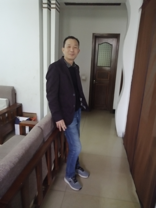 相亲相爱的第二张照片--邯郸相亲服务中心