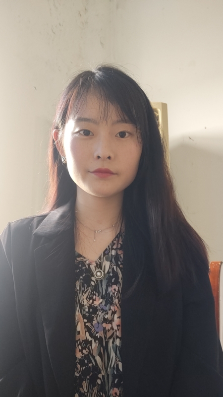 啾啾儿的第一张照片--邯郸相亲服务中心