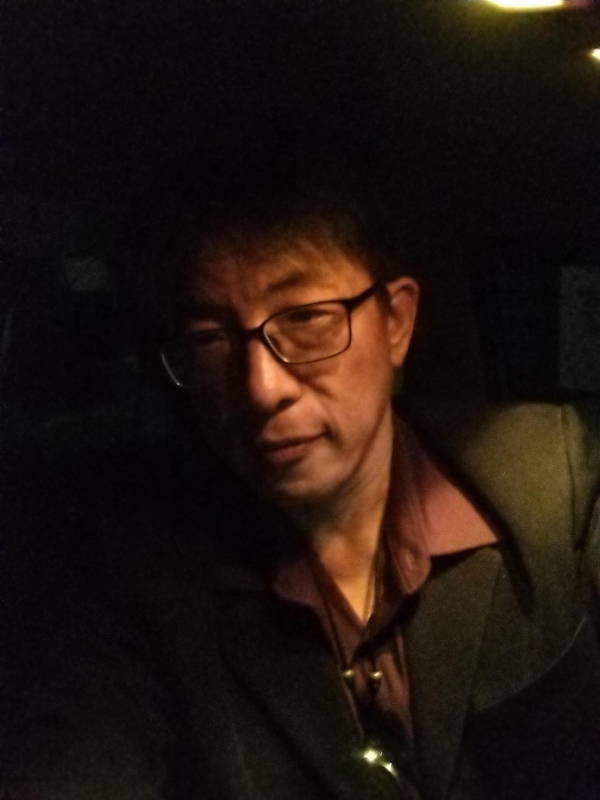 隱姓埋名的第一张照片--邯郸相亲服务中心