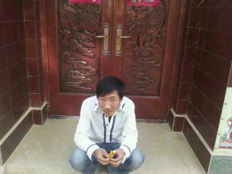 潘先生的第一张照片--邯郸相亲服务中心