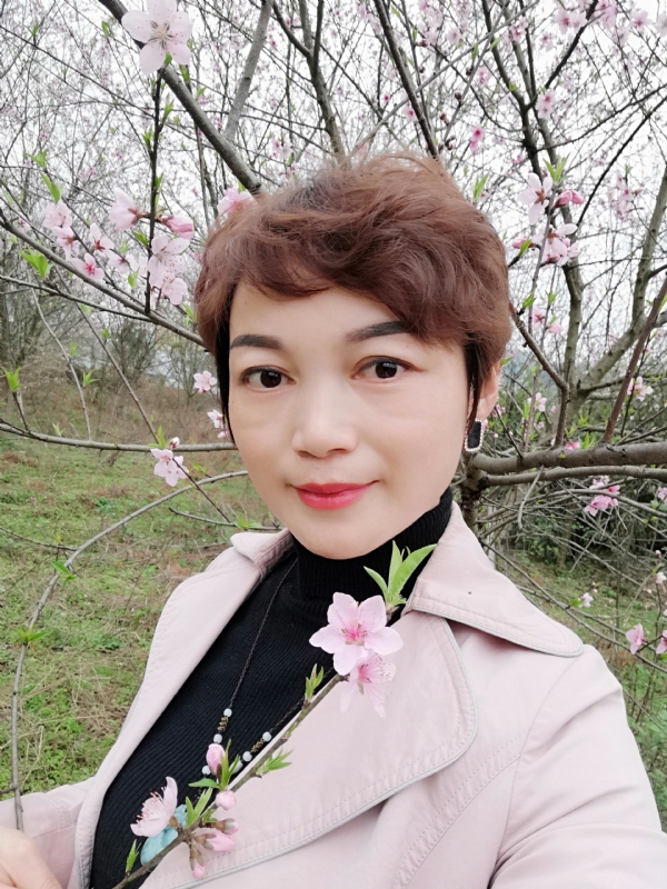 转角遇到你的第一张照片--邯郸相亲服务中心