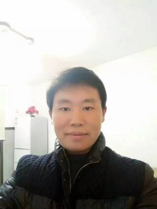 擎天柱的第一张照片--邯郸相亲服务中心