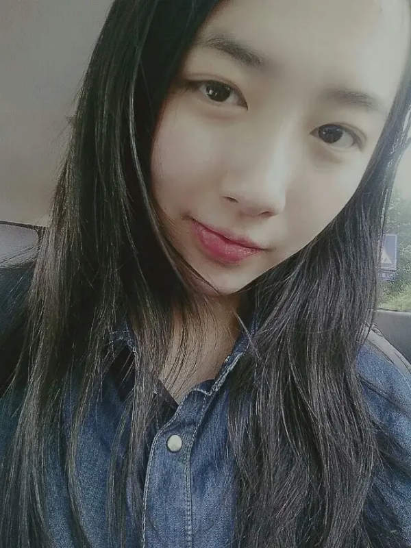 小她的第一张照片--邯郸相亲服务中心