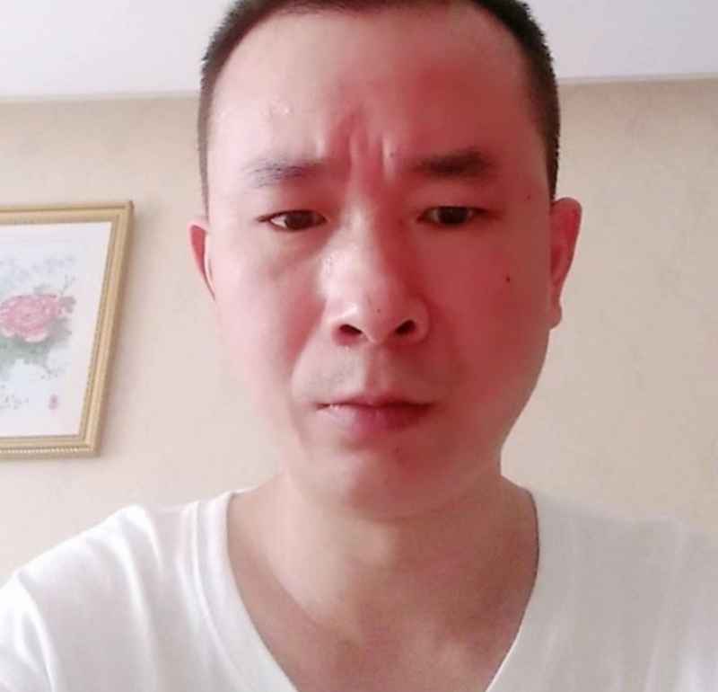 自由飞翔的第一张照片--邯郸相亲服务中心