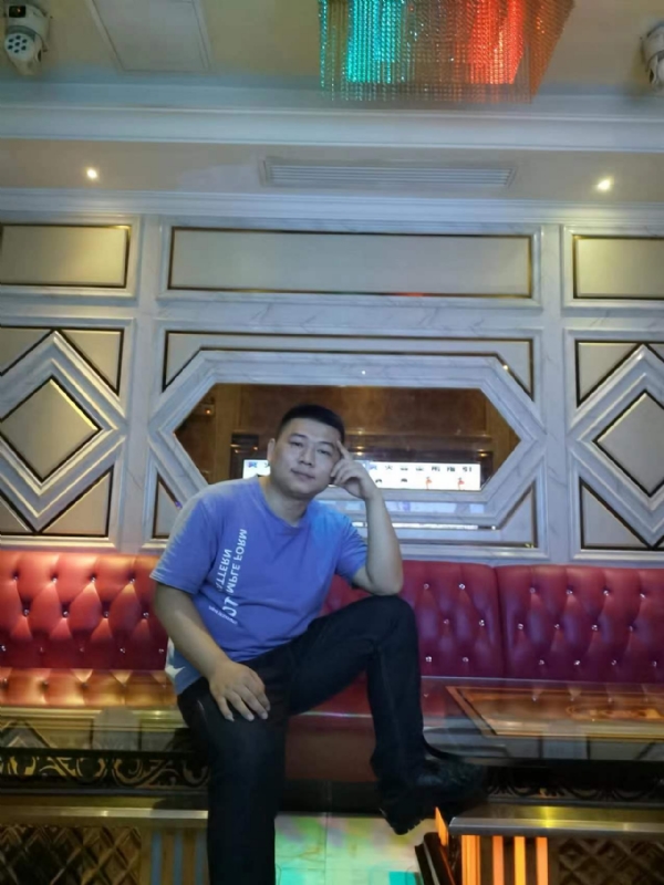 黄生的第四张照片--邯郸相亲服务中心